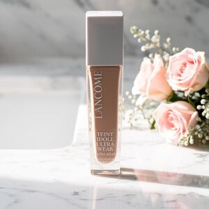 Lancôme 320c Teint Idole Ultra Wear Foundation -